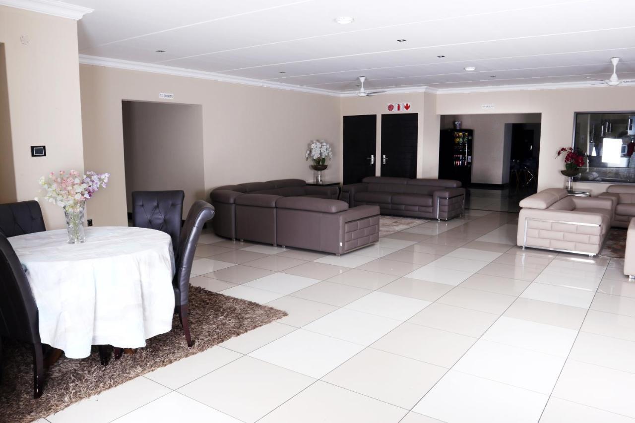 Eagle Nest Luxury Accommodation Roodepoort Esterno foto