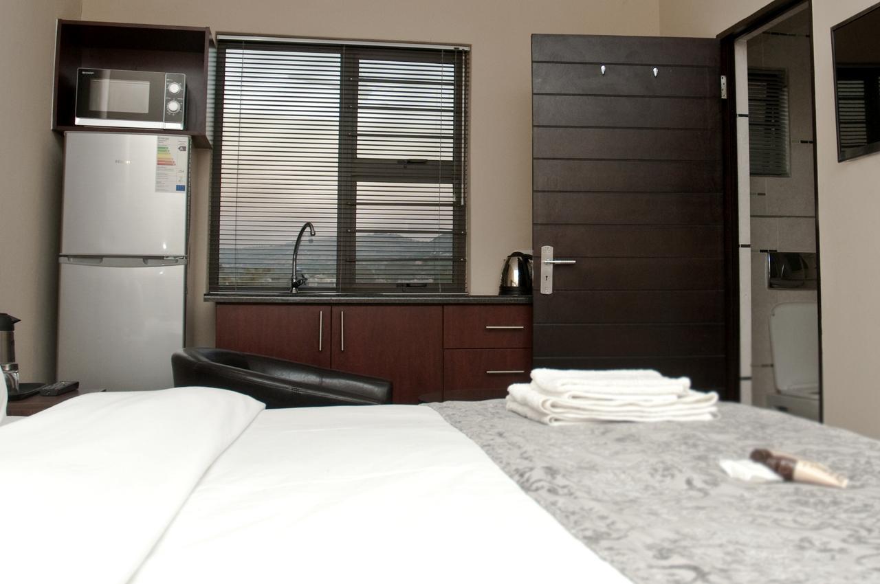 Eagle Nest Luxury Accommodation Roodepoort Esterno foto