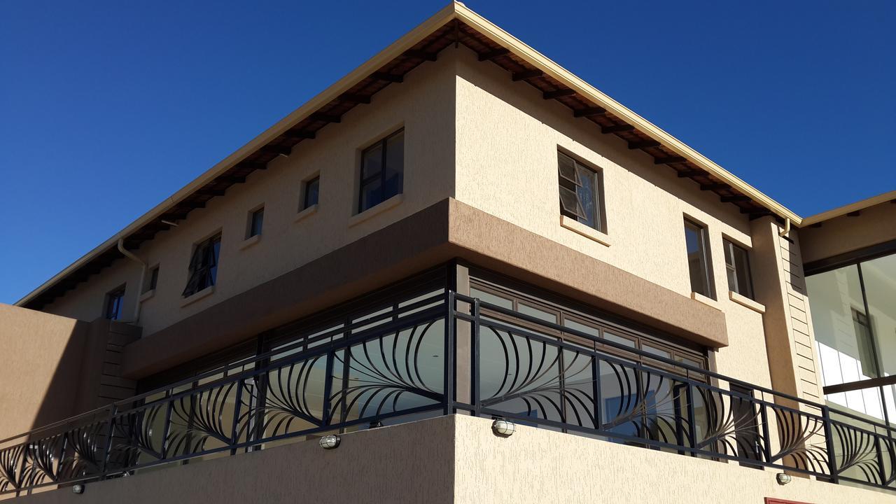 Eagle Nest Luxury Accommodation Roodepoort Esterno foto